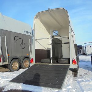 TWE-180 011