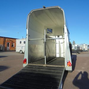 YFE-790 013